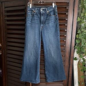 Levis Ribcage Bell Classic Blue Denim Women's Jeans Cropped 27 length Size 29